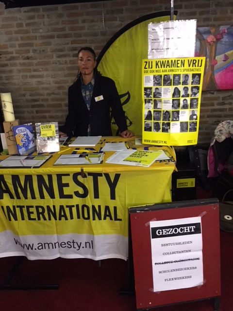 Amnesty-stand op de Vrijwilligersmarkt